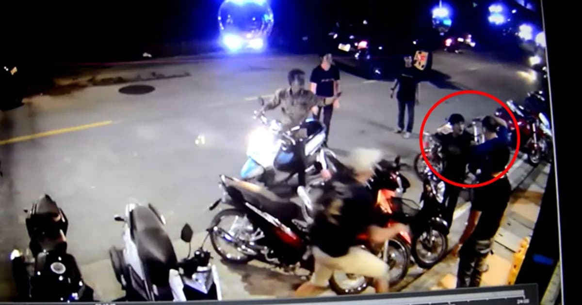 แก๊งโจ๋ค่ายมวยดังเมากร่าง ! คว้าปืนยิงนักเที่ยวราตรีดับหน้าผับ