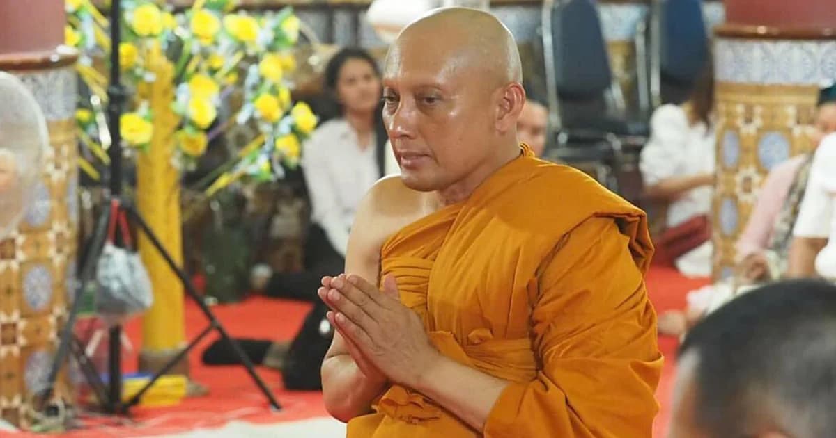 ‘พล.ต.อ.วิระชัย’ นำตำรวจบวชเฉลิมพระเกียรติ ได้รับฉายาว่า ‘ภัททวีโร’