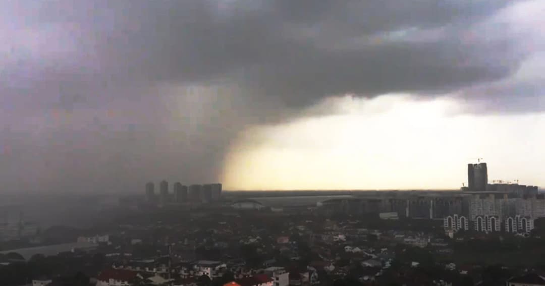 อุตุฯ เตือน ! เหนือ-อีสาน ฝนตกหนัก ระวังน้ำท่วมฉับพลัน