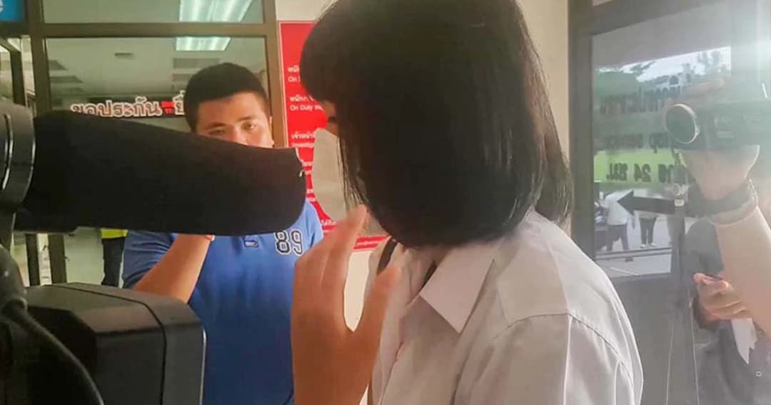 ครูปลดเสื้อดูหน้าอก นร.ยัน เพื่อตรวจสอบ ไม่ใช่เด็กในคลิปโป๊