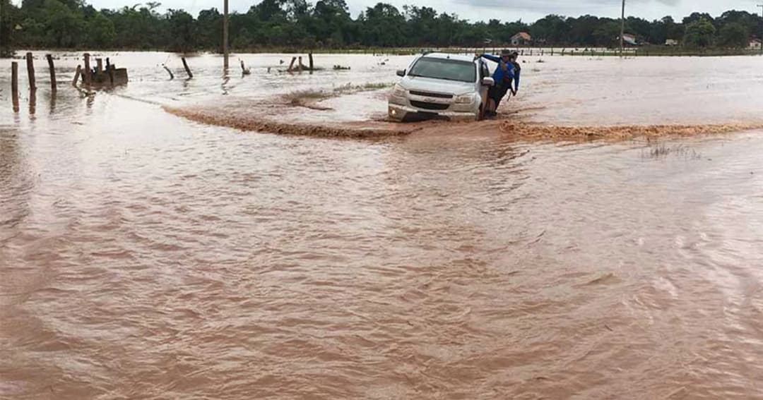 น้ำยังไม่ลด ! จนท.เข้าซ่อมแซมเขื่อนลาวแตกไม่ได้