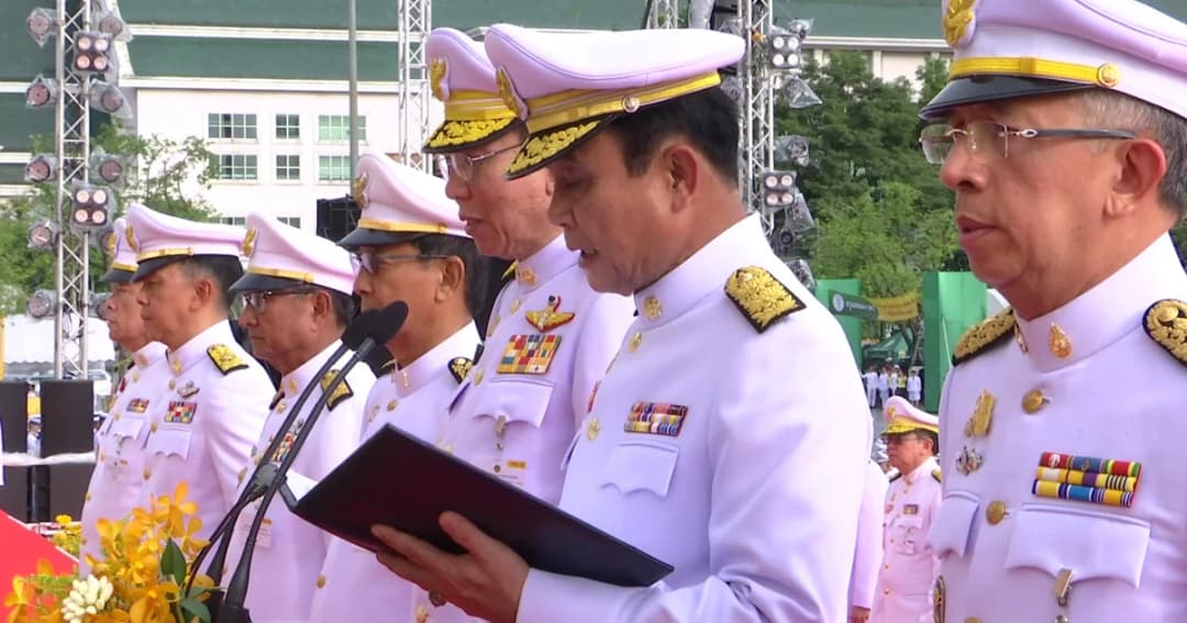 นายกฯ นำถวายสัตย์ปฏิญาณเป็นข้าราชการที่ดี