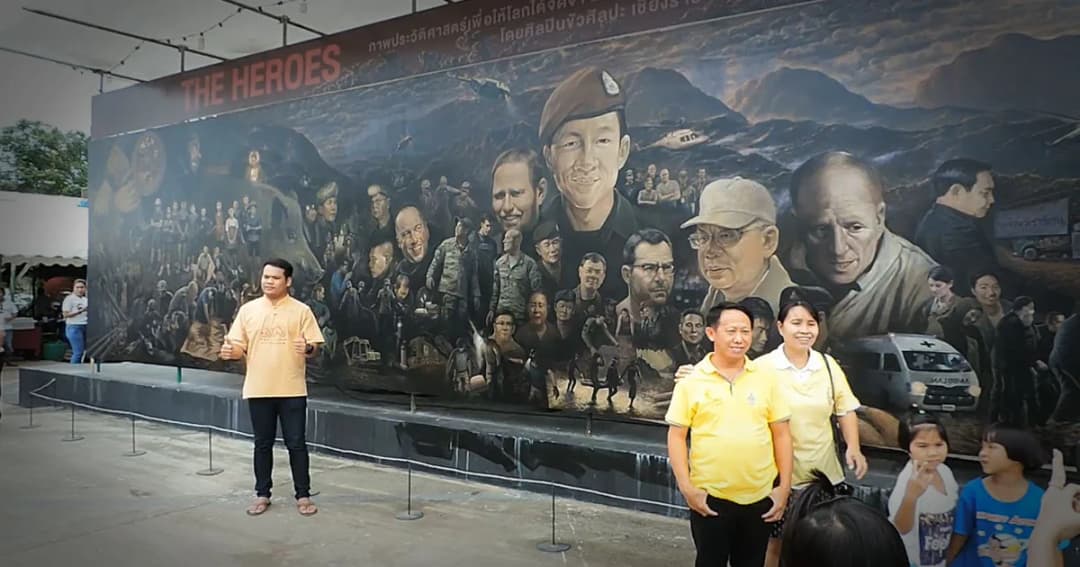 เสร็จแล้ว ! ภาพวาดประวัติศาสตร์ “เดอะฮีโร่ถ้ำหลวง”