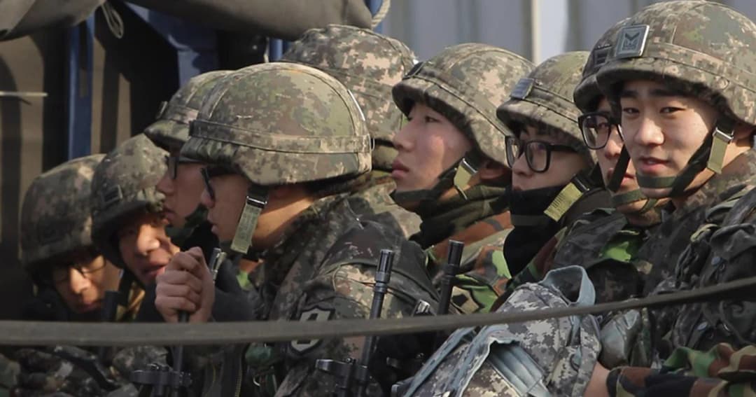 เกาหลีใต้ปฏิรูปกองทัพ ลดจำนวนนายพลและระยะเวลาการเกณฑ์ทหาร