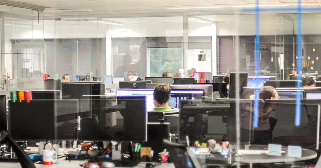 ผิดกฎหมาย! ให้ลูกจ้างทำโอทีและทำงานวันหยุดเกิน 36 ชม./สัปดาห์ มีโทษทั้งจำทั้งปรับ