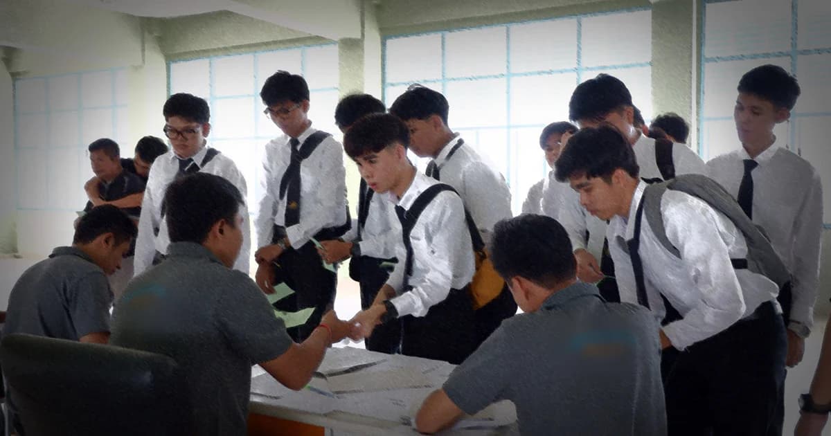 กยศ.ตั้งเป้าหักเงินลูกหนี้ 1 ล้านรายปีหน้า เผย กม.ใหม่ให้ทวงหนี้ผู้กู้ถึงที่สุดก่อนทวงผู้ค้ำประกัน