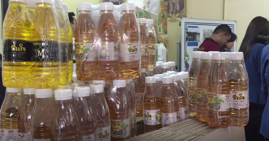 จับโรงงานผลิต ‘น้ำผลไม้เถื่อน’ สวม อย. เสี่ยงใช้สารอันตราย