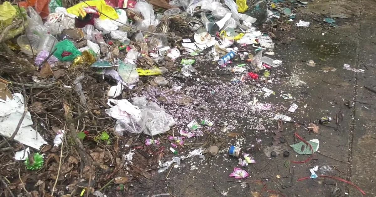 พบเศษธนบัตรถูกย่อยทำลายทิ้งกองขยะใน จ.ตราด เร่งตรวจสอบที่มา