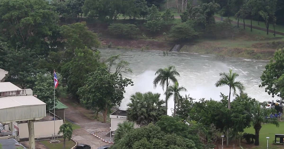 เตือน 5 อำเภอ “เพชรบุรี” ท้ายเขื่อนแก่งกระจานรับน้ำท่วม