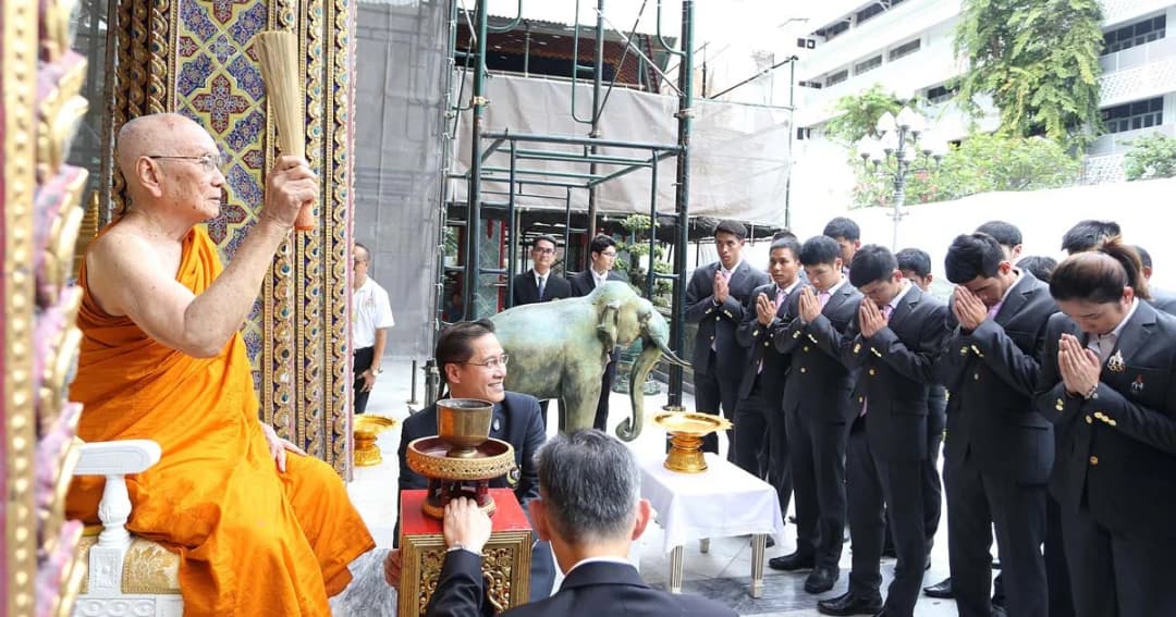 ทัพนักกีฬาชุดสู้ศึกเอเชียนเกมส์ เข้าเฝ้าสมเด็จพระสังฆราช