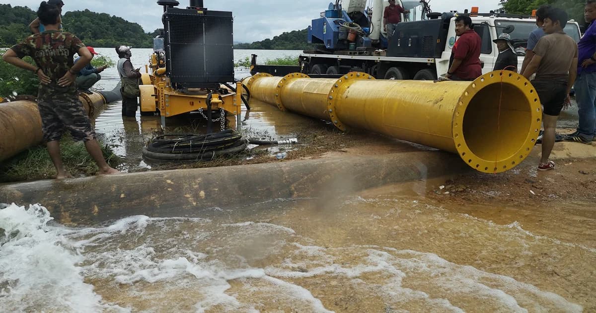 กรมชลฯ วางแนวทางจัดการน้ำ ‘เมืองเพชรบุรี’ หลังคาดปริมาณน้ำสูงสุดวันที่ 10-11 ส.ค. นี้