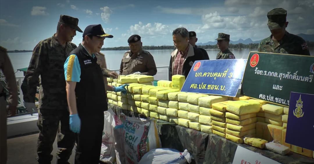 นรข. ยึดยาบ้าทะลักจากลาว เกือบ 5 ล้านเม็ด ซุกกระบะขนย้ายช่วงน้ำโขงเอ่อ
