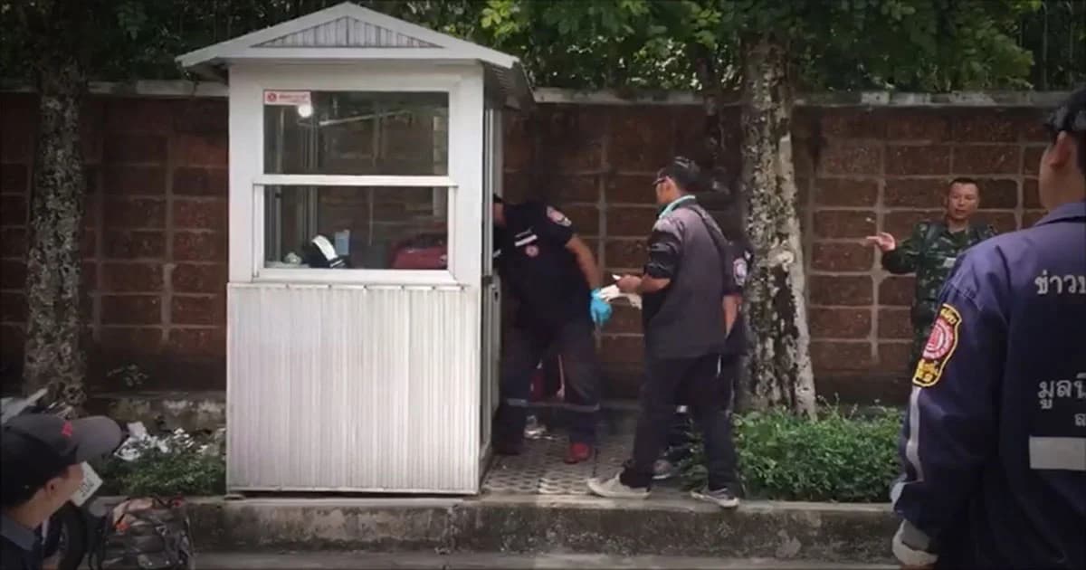 รปภ.หมู่บ้านดังย่านปากเกร็ด ดับปริศนาท่อนล่างเปลือยคาป้อมยาม