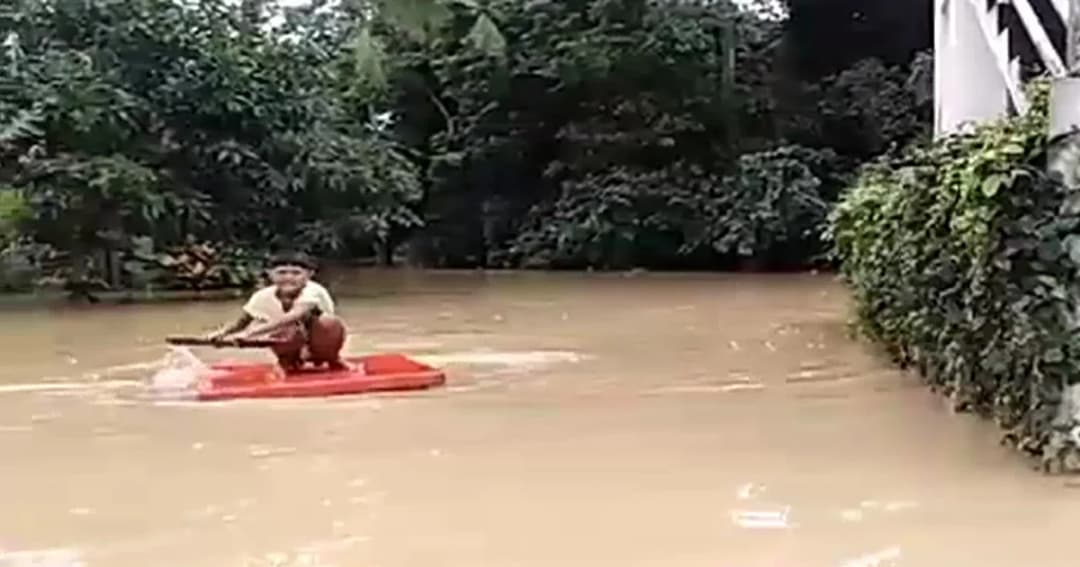 น้ำท่วมสุราษฎร์ธานีขยายวงกว้าง 4 อำเภอ เฝ้าระวังอีก 4-5 วัน