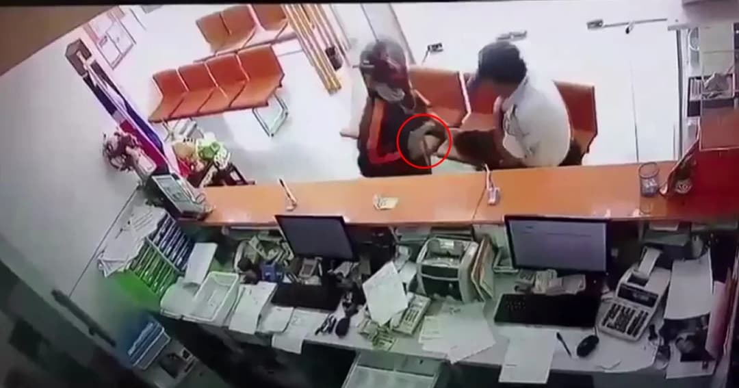 โจรบุกเดี่ยว จี้คอ รปภ.-ชิงทรัพย์แบงก์เมืองภูเก็ต ตร.เร่งล่าตัว