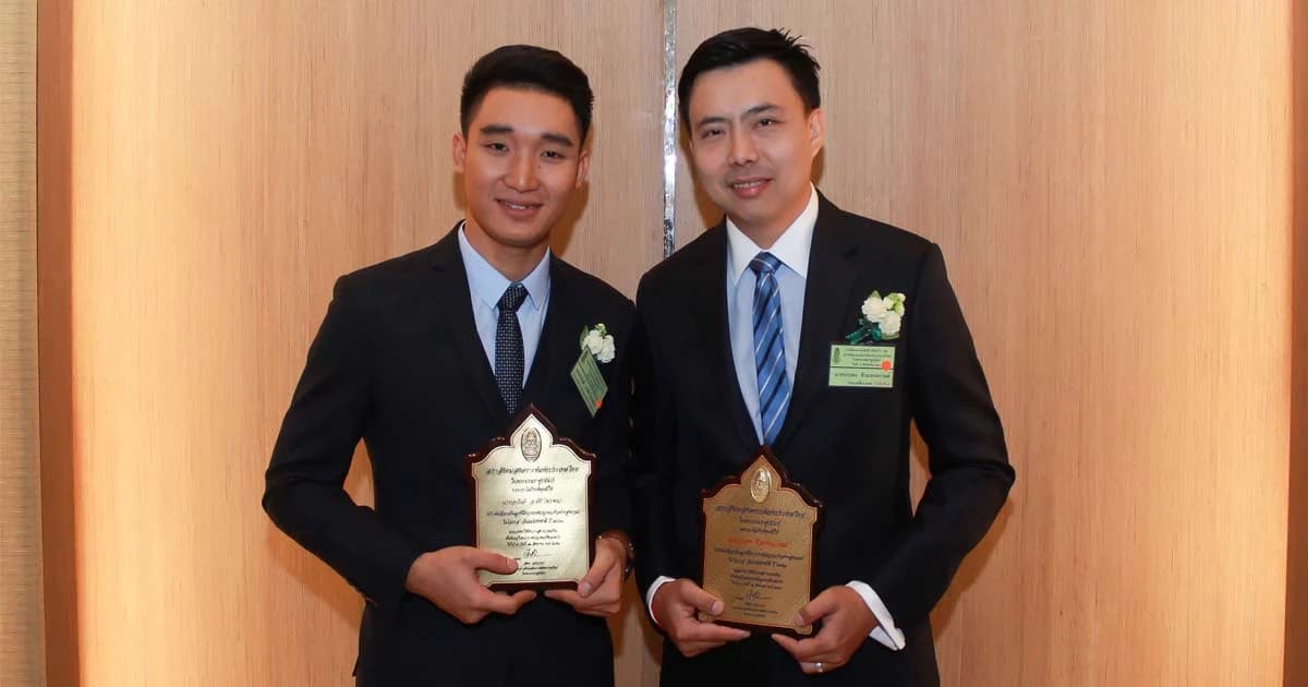 “บรรจง-อนันต์” รับรางวัลลูกกตัญญูฯ วันแม่ปี ’61