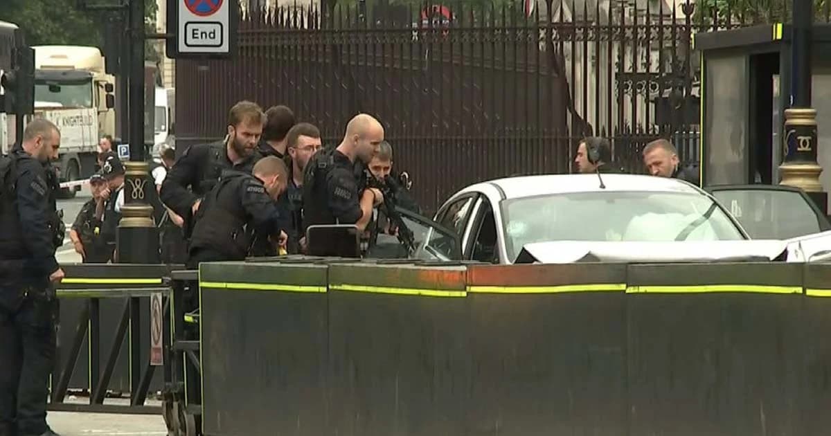 เปิดโฉมหน้าชายผิวสี วัย 29 ปี ขับรถชนคนหน้าสภาอังกฤษ