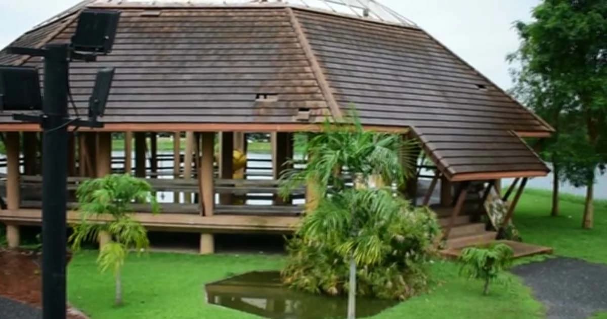 พนง.สวนสาธารณะเมืองอุดรฯ เอือมระอา ‘ถุงยาง’ เกลื่อน