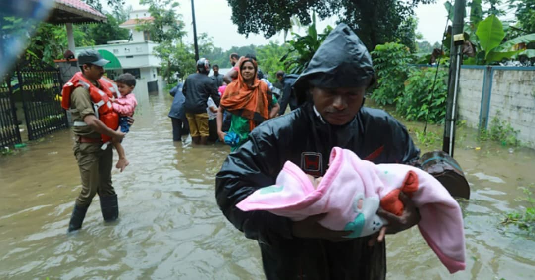 ดับ 87 ไร้ที่อยู่เกือบแสน ฝนตกน้ำท่วมหนักทางตอนใต้อินเดีย