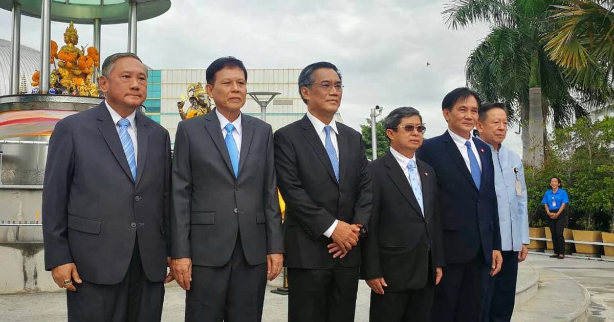 กกต.ชุดใหม่ หารือชุดเก่า ส่งต่องานจัดการเลือกตั้ง