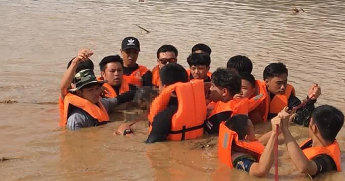 น้ำท่วมพะเยา ซัดร่างชายวัย 53 เสียชีวิตกลางลำน้ำ