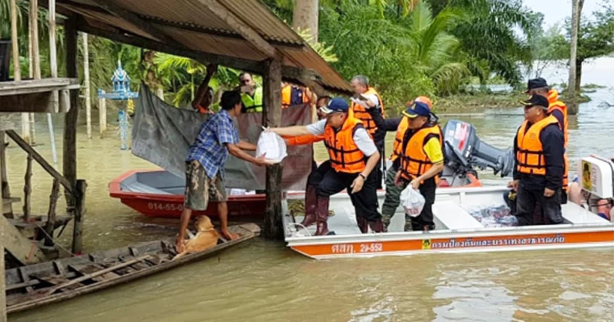 8 จังหวัด ยังคงประสบอุทกภัย ปภ. เร่ง จนท.เข้าให้การช่วยเหลือแล้ว