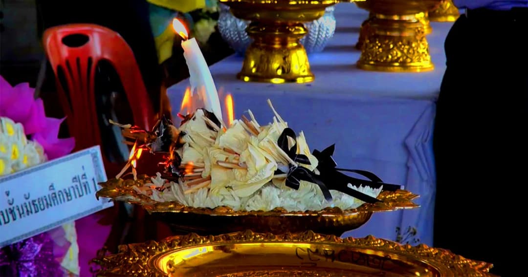 เผาแล้ว ! นักเรียน ม.1 ที่ถูกเพื่อนต่อย จนเลือดคั่งในสมอง