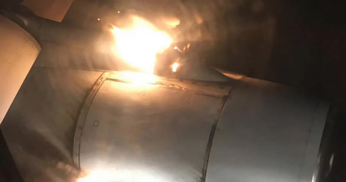 ผู้โดยสารถ่ายภาพเครื่องบินรัสเซีย ขณะไฟลุกเครื่องยนต์