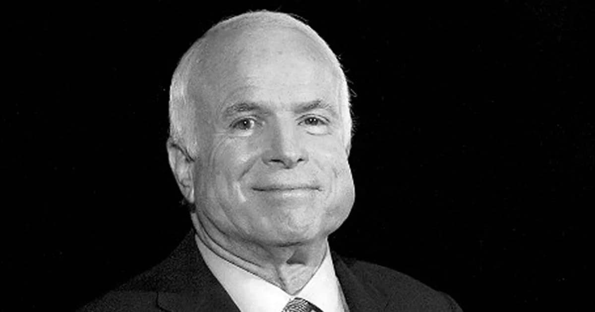 “จอห์น แมคเคน” ส.ว.ดังสหรัฐฯ-อดีตนักรบสงครามเวียดนาม เสียชีวิตแล้ว