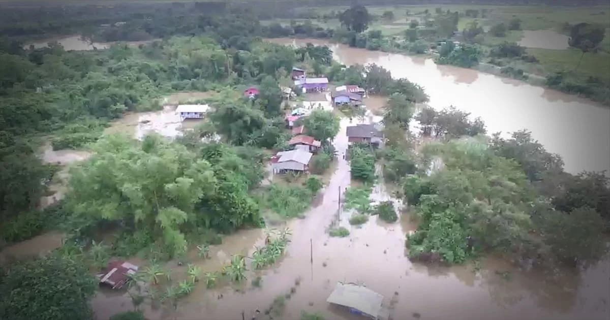 กบินทร์บุรีอ่วม ! น้ำทะลักต่อเนื่อง ท่วมบ้านเรือนกว่า 30 หลัง