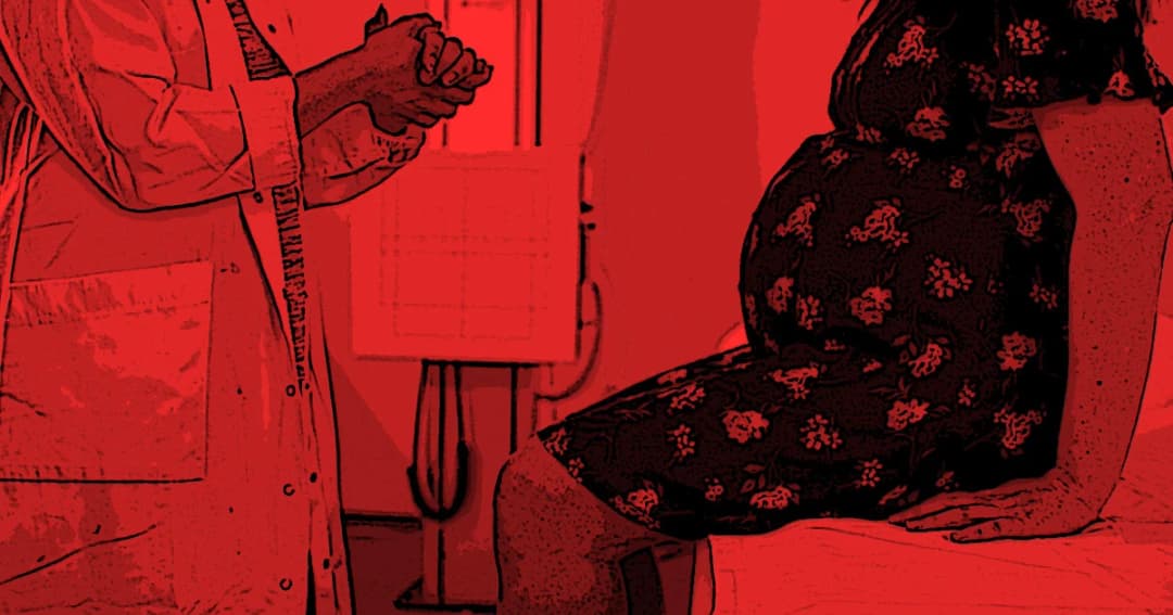 หญิงจีนวัย 67 ปีอุ้มท้องแฝด อยากมีลูกแทนลูกชายคนเดียวที่ตายไป