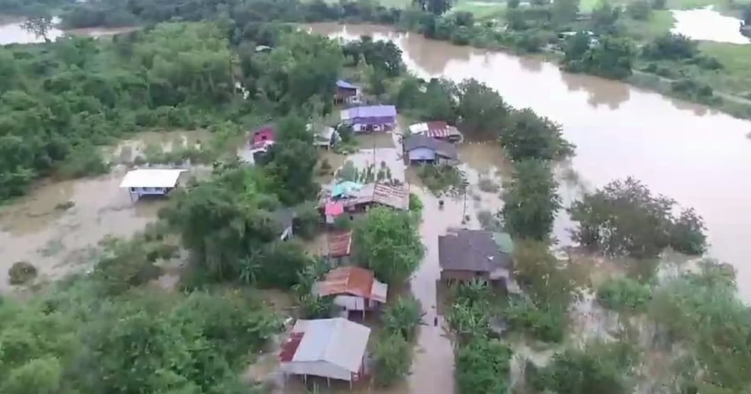 ปราจีนบุรี-นครนายก ฝนตกหนักน้ำเอ่อท่วมขยายวงกว้าง