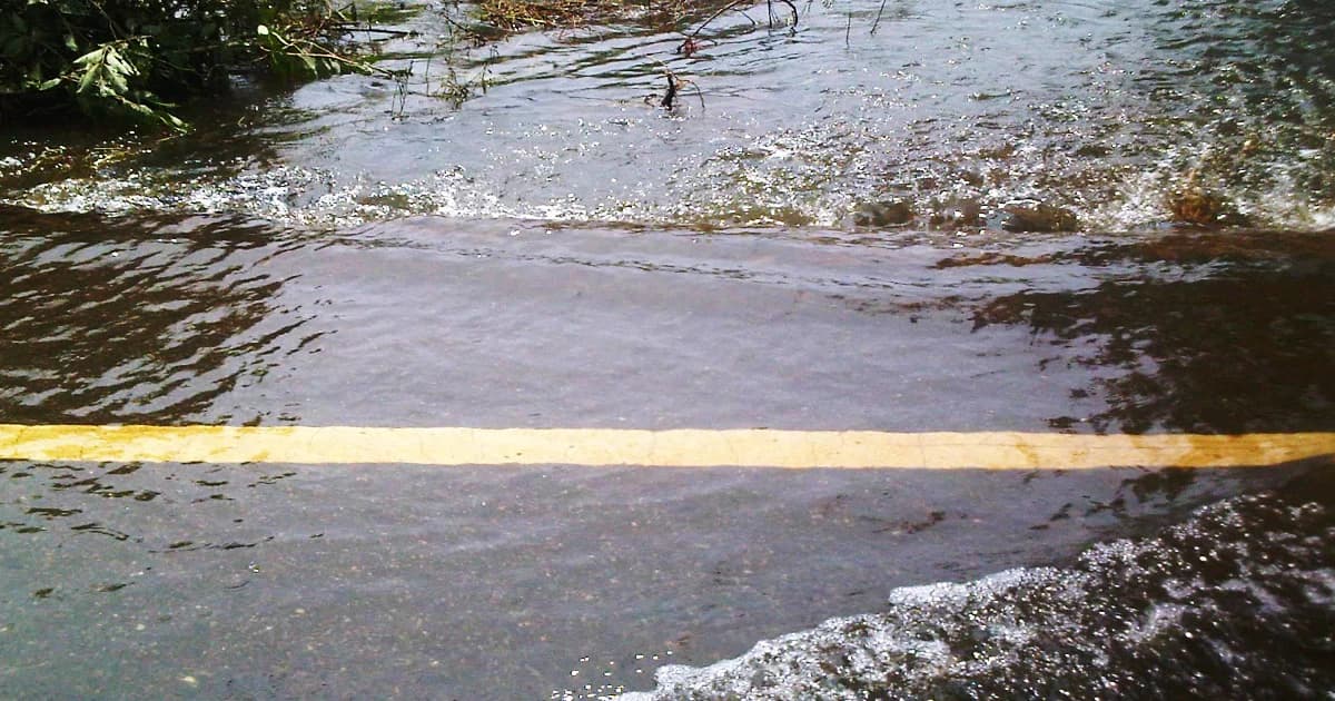 แม่น้ำปราจีน-นครนายก ล้นตลิ่งพื้นที่ปลายน้ำอ่วม