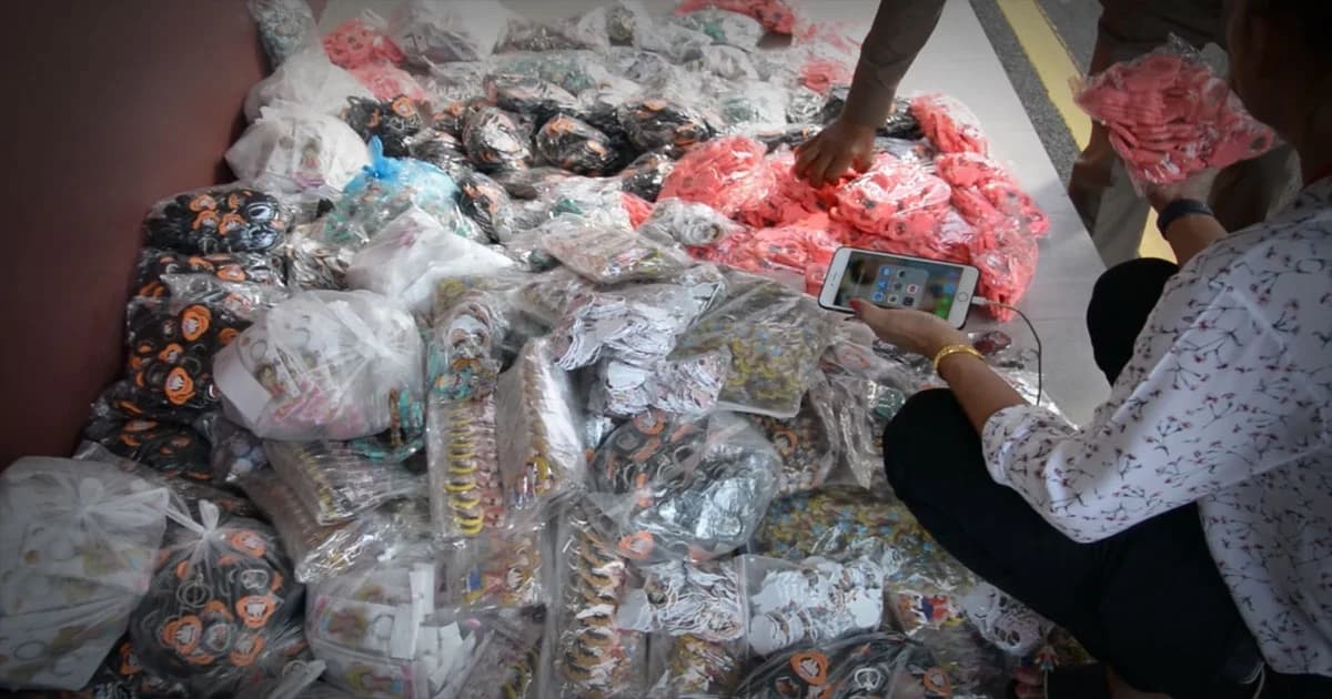 บุกจับสินค้าละเมิดลิขสิทธิ์การ์ตูนดัง “วันพีช” มูลค่า 3 ล้านบาท