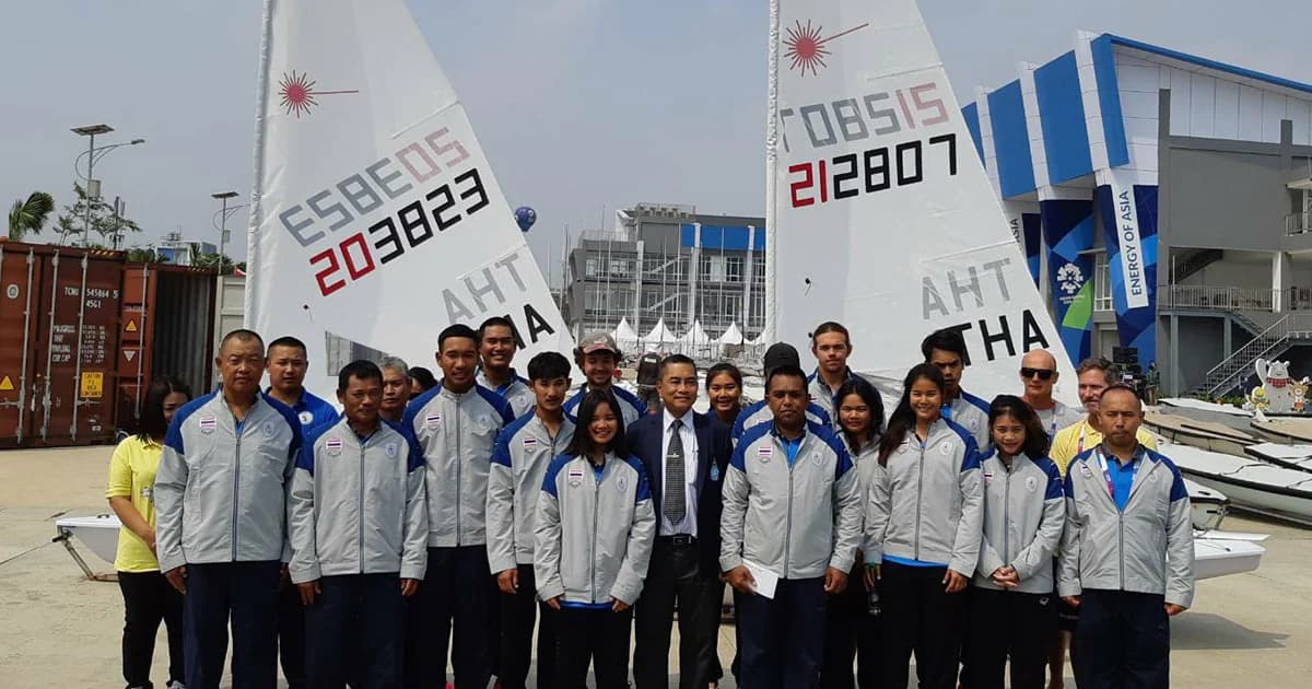 ผบ.ทร. บินตรงอินโดฯ ให้กำลังใจทัพนักกีฬาเรือใบไทย ศึกเอเชียนเกมส์