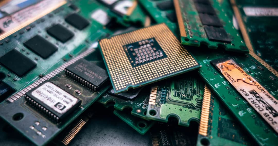 กรอ. สั่งเร่งแก้ปัญหา ‘ขยะอิเล็กทรอนิกส์-พลาสติก’ หลังพบขยะตกค้างนับแสนตัน