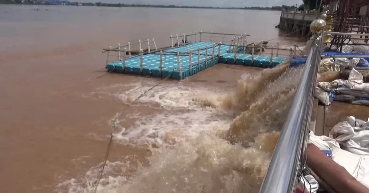 ผู้ว่าฯ หนองคายเรียกประชุมด่วน รับมือน้ำโขงขึ้นสูงทะลุระดับวิกฤต