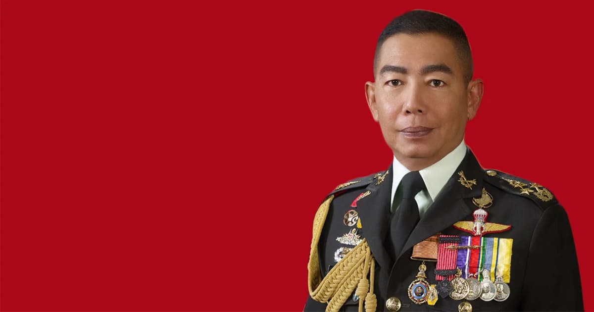 เส้นทางชีวิต พล.อ.อภิรัชต์ คงสมพงษ์ ผบ.ทบ.คนล่าสุด