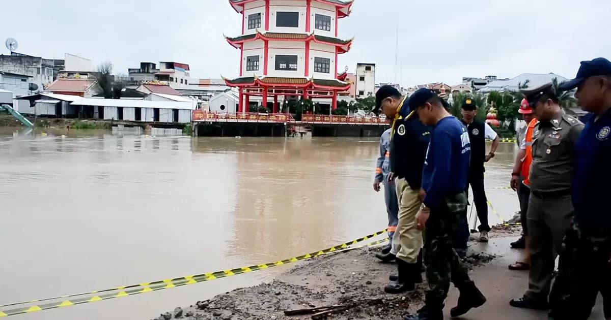 ‘มุกดาหาร’ น้ำโขงสูงสุดในรอบ 14 ปี ผู้ว่าฯ เรียกประชุมด่วน เตรียมแผนรับมือน้ำท่วม