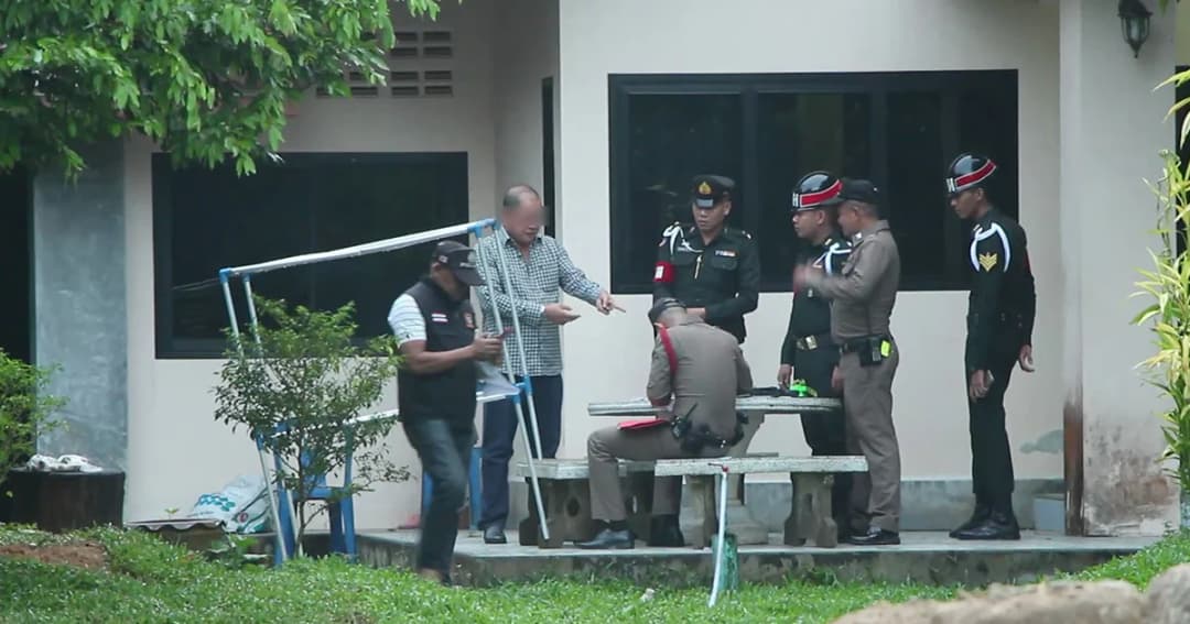 ตรัง บุกรวบ สจ.ดังพร้อมพวก เค้นสอบคดีลอบเผาเครื่องจักร-ยิงคนงานผู้รับเหมาก่อสร้างถนน