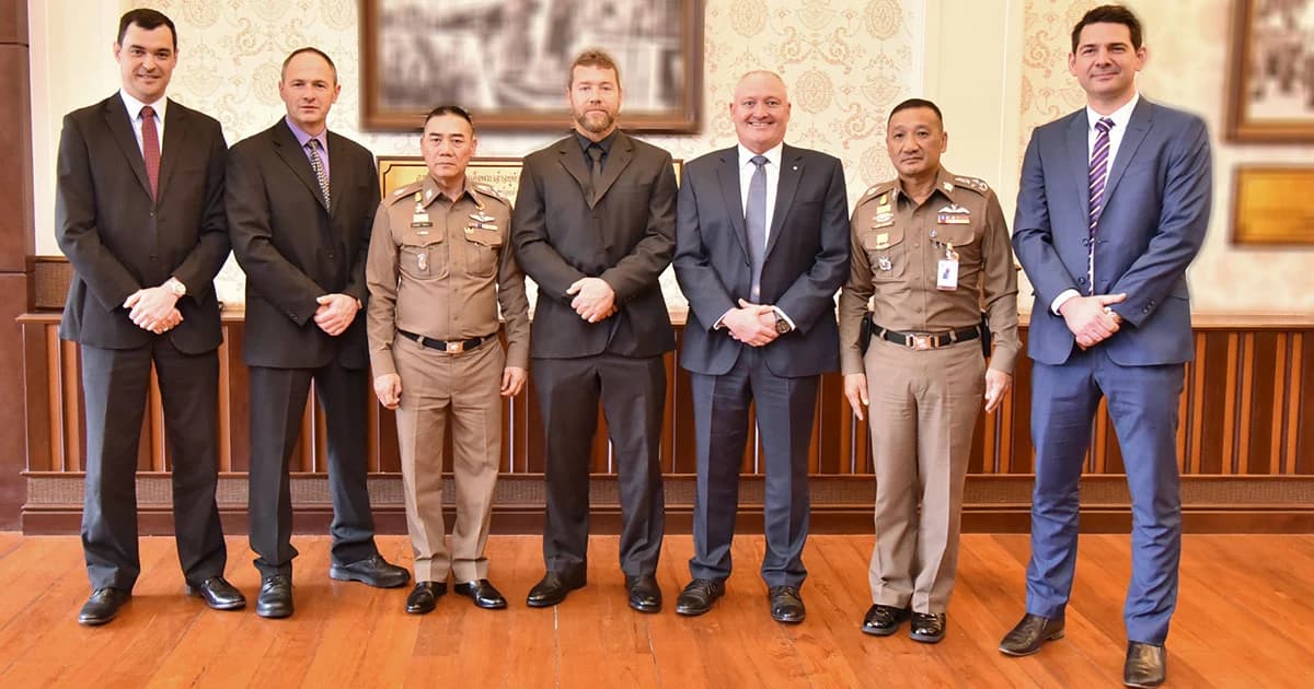 ‘หมอแฮร์ริส’ นำทีมนักดำน้ำออสเตรเลียร่วมงานเลี้ยงหมูป่า