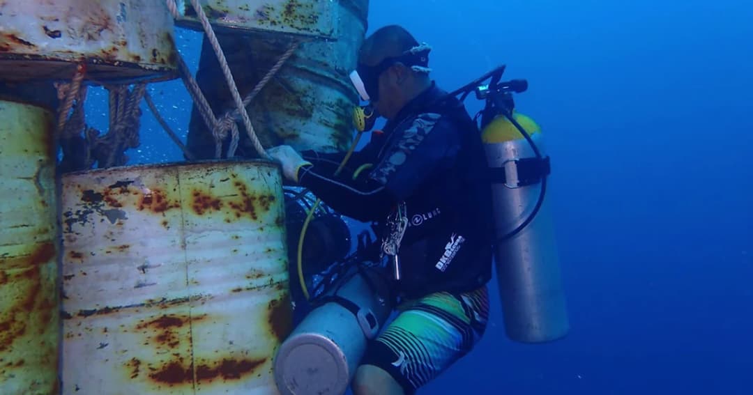 เตรียมลากซาก ‘เรือฟินิกซ์’ ไปเกาะเฮ ก่อนกู้ขึ้นฝั่ง หลังปฏิบัติการล่าช้ากว่า 1 เดือน