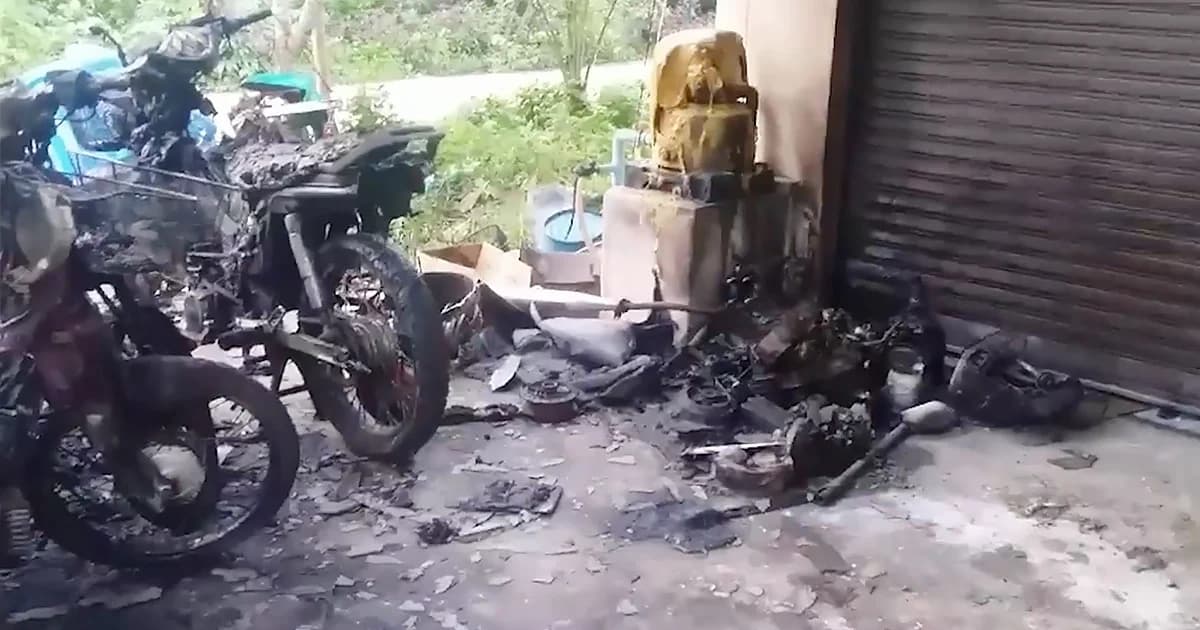 ป่วนสงขลา! ลอบวางระเบิดเพลิงร้าน จยย. ลวง จนท. กดบึ้มซ้ำ โชคดีไร้เจ็บ