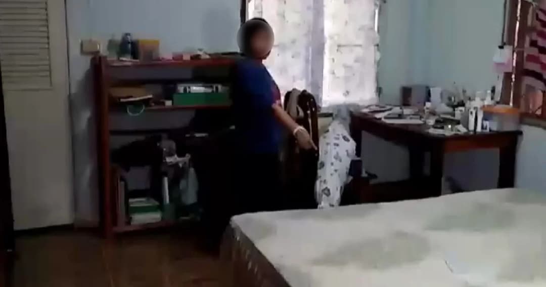 ครูสาวใหญ่แกล้งตาย! เจอโจรงัดบ้าน จับถอดเสื้อผ้าหวังข่มขืน