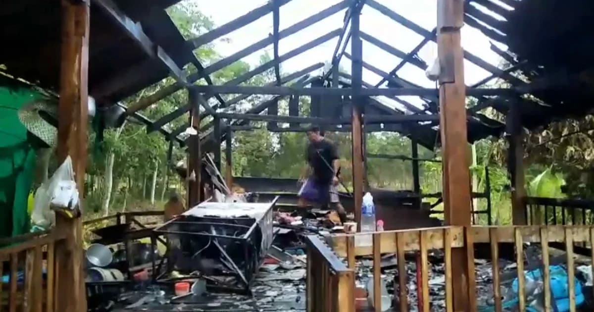 หนุ่มง้อแฟนไม่สำเร็จ ฝ่ายหญิงไม่เล่นด้วย จุดไฟเผาบ้านวอดทั้งหลัง