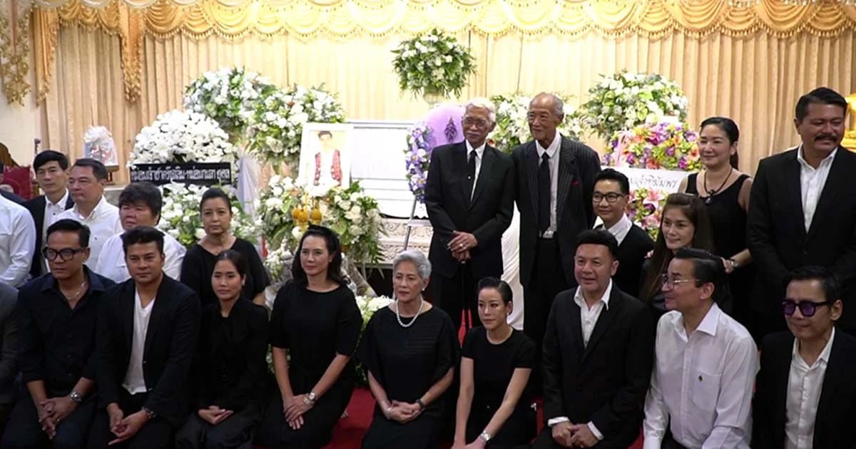 ศิลปินร่วมอาลัย “โอ วรุฒ” เนืองแน่น “นีโน่” น้ำตาร่วงขอส่งน้องให้ดีที่สุด