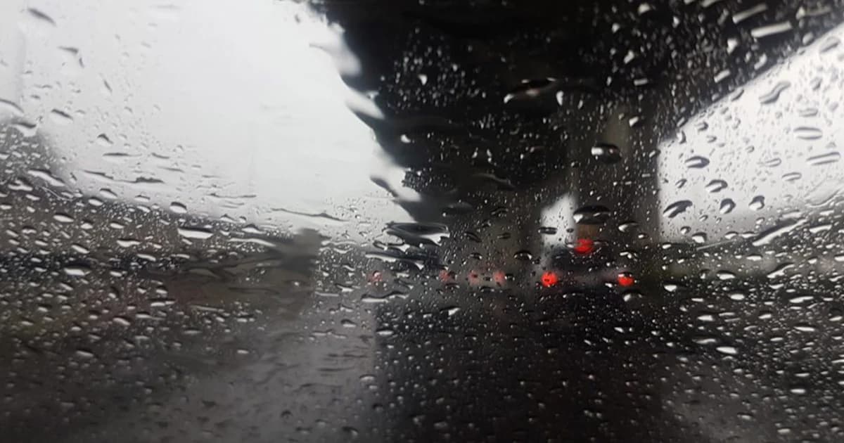 อิทธิพลพายุบารีจัต-พายุมังคุด ‘เหนือ-อีสาน’มีฝนเพิ่ม กทม.อ่วมตกหนักถึง70%