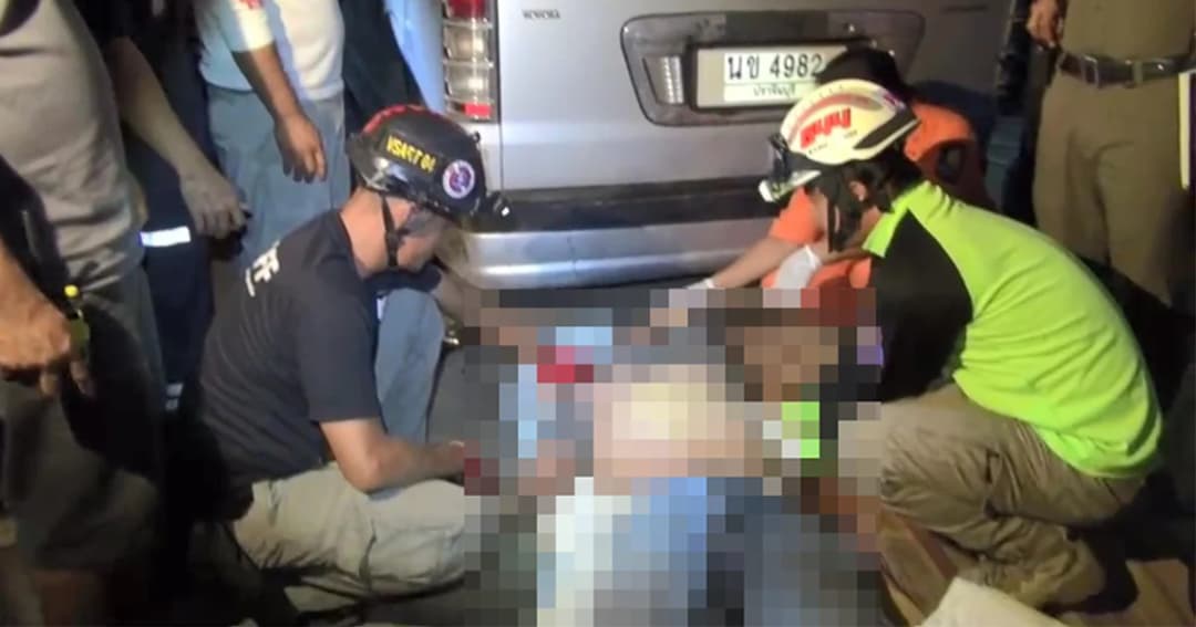 หนุ่มใหญ่ ซ่อมรถตู้ แม่แรงเลื่อนหลุด รถทับร่างดับอนาถ