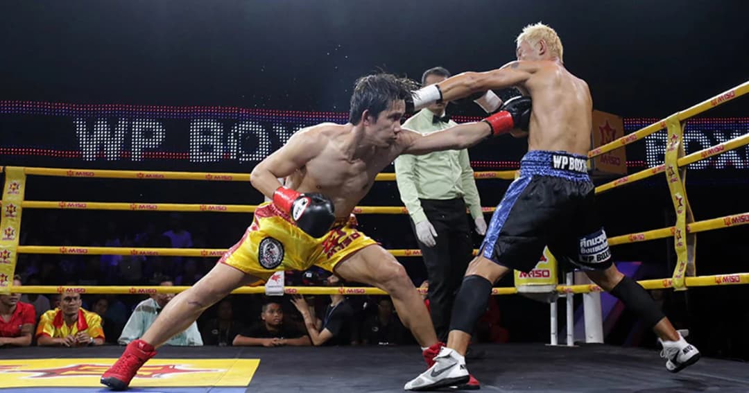 ‘อัจฉริยะ’ ป้องกันแชมป์สำเร็จ ชนะนักชกญี่ปุ่นใน WP Boxing