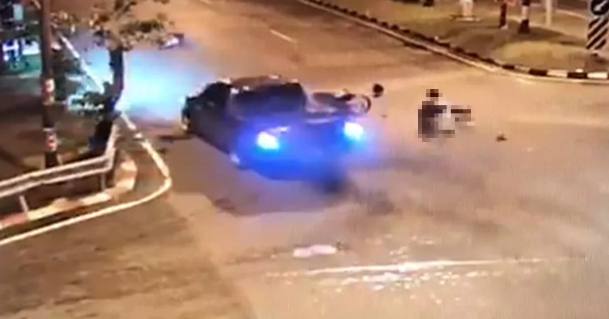 โลกโซเชียลเเห่เเชร์ ! คลิปหนุ่มซิ่งกระบะเเหกด่าน ชน จยย. ก่อนโดนวิสามัญ